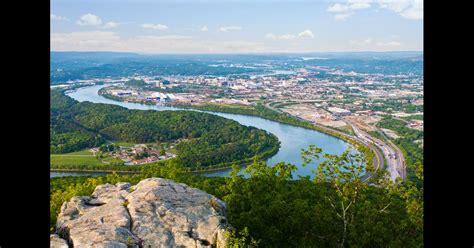1 stop. from $1,322. Chattanooga.$1,943 per passenger.Departing Tue, 24 Sep.One-way flight with Jetstar.Outbound indirect flight with Jetstar, departs from Brisbane on Tue, 24 Sep, arriving in Chattanooga.Price includes taxes and charges.From $1,943, select. Tue, 24 Sep BNE - CHA with Jetstar.